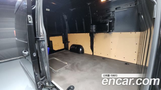 Renault Korea Master 2.3 Van L 2020 — фото 11