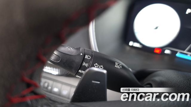 Hyundai Santa Fe Diesel 2.2 2WD Prestige 2021 — фото 35