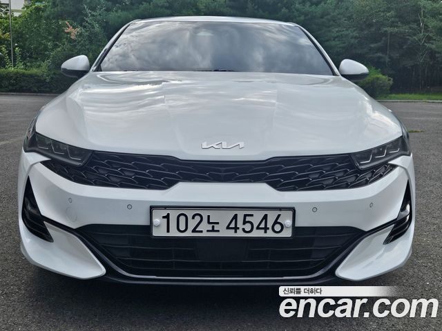 Kia K5 (III) 2.0 Prestige 2023 — фото 1