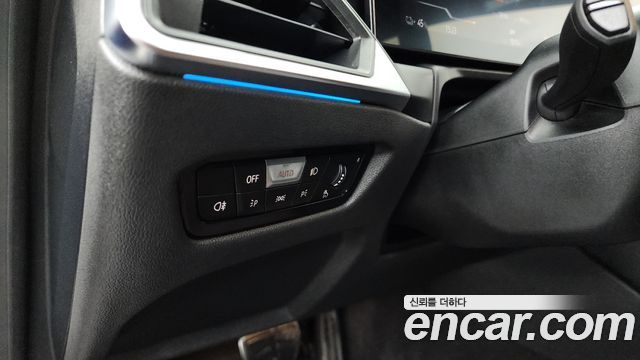 BMW i4 eDrive40 M Sports Pro 2024 — фото 16