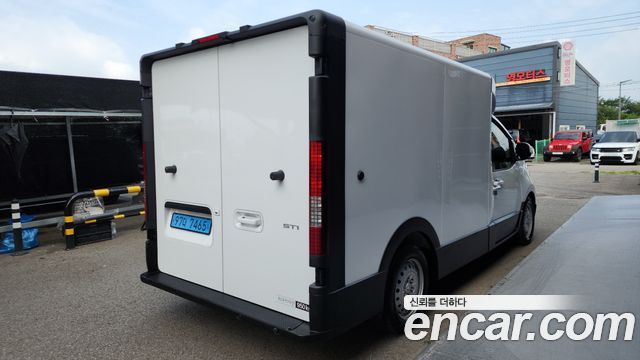 Hyundai ST1 Cargo Premium 2025 — фото 2