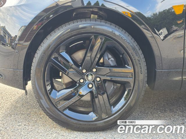 Land Rover Discovery 5 D350 Dynamic HSE 2025 — фото 5
