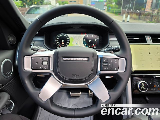 Land Rover Discovery 5 D350 Dynamic HSE 2025 — фото 6