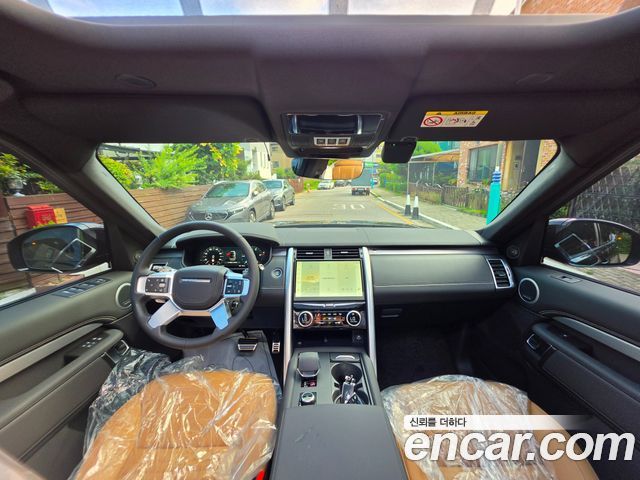 Land Rover Discovery 5 D350 Dynamic HSE 2025 — фото 7