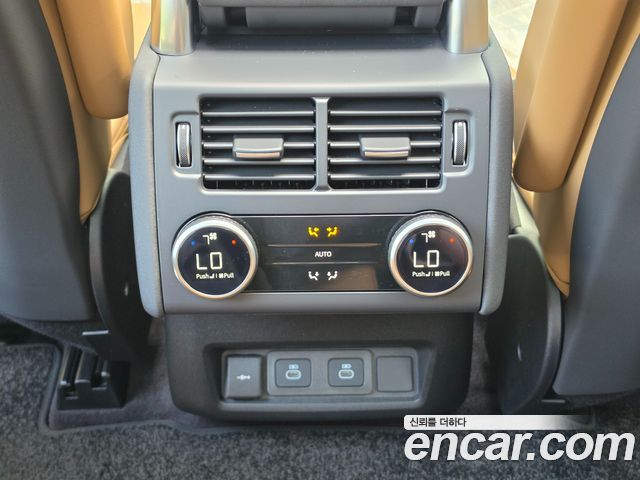 Land Rover Discovery 5 D350 Dynamic HSE 2025 — фото 17