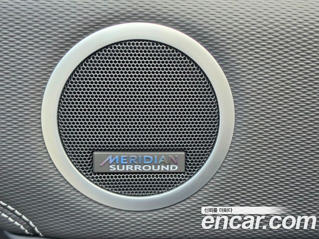 Land Rover Discovery 5 D350 Dynamic HSE 2025 — фото 18