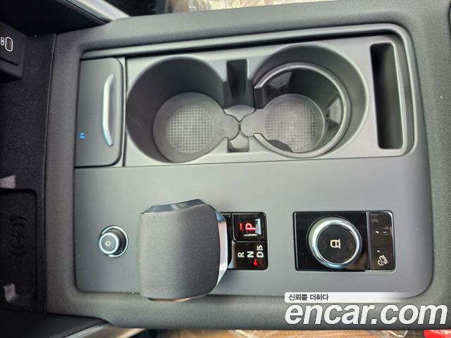 Land Rover Discovery 5 D350 Dynamic HSE 2025 — фото 21