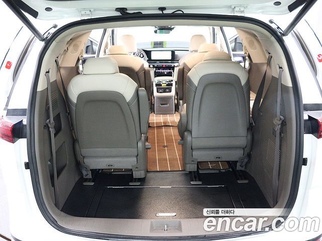 Kia Carnival (IV) Gasoline 9-Seater Hi-Limousine Signature 2023 — фото 5