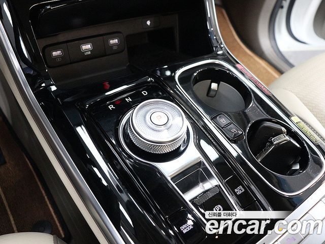Kia Carnival (IV) Gasoline 9-Seater Hi-Limousine Signature 2023 — фото 9