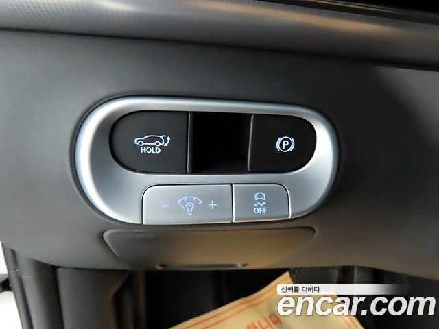 Genesis GV60 Standard AWD 2022 — фото 18