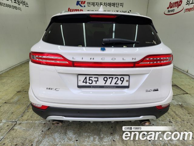 Lincoln MKC 2.0 AWD 2015 — фото 4