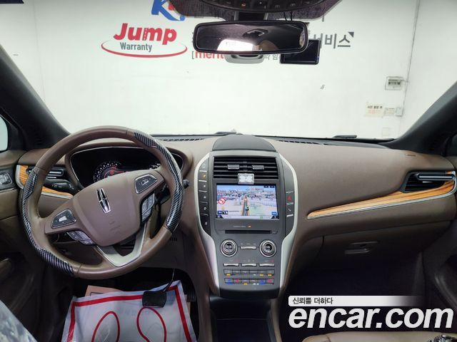 Lincoln MKC 2.0 AWD 2015 — фото 10