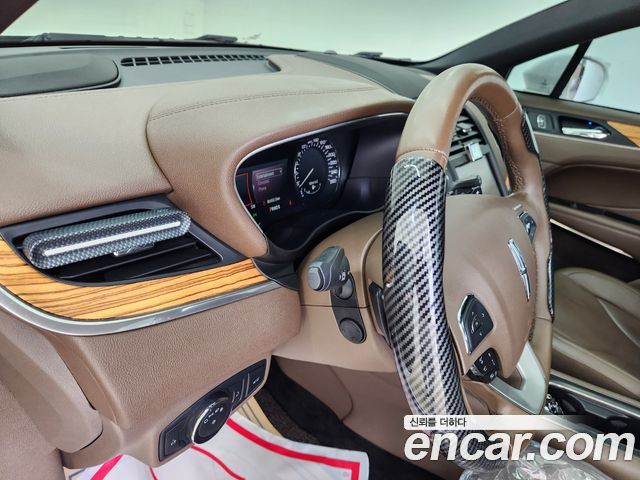 Lincoln MKC 2.0 AWD 2015 — фото 20