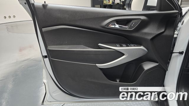 Chevrolet Trax Crossover 1.2 LS 2025 — фото 24