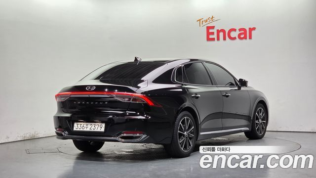 Hyundai Grandeur (IG) 2.5 Le Blanc 2023 — фото 2