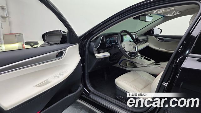 Hyundai Grandeur (IG) 2.5 Le Blanc 2023 — фото 10