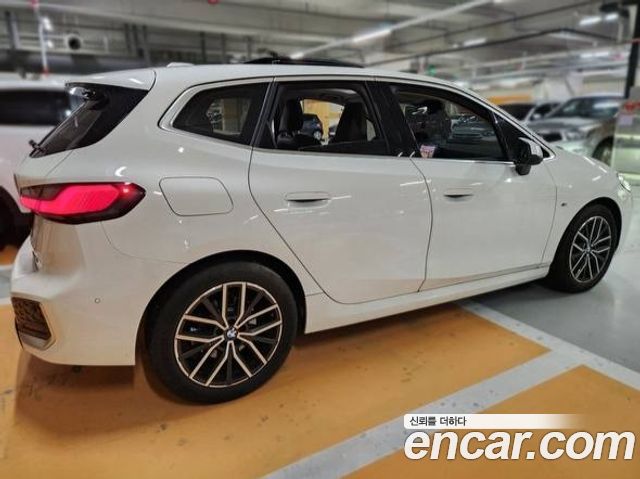 BMW 2 Series Active Tourer (U06) 220i M Sport Design 2025 — фото 2
