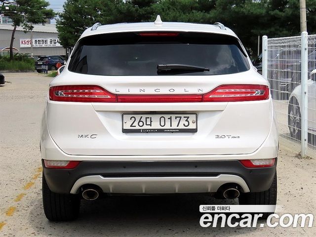 Lincoln MKC 2.0 AWD 2017 — фото 4