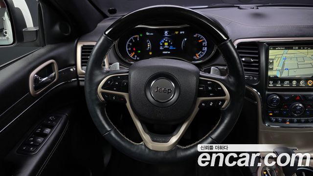 Jeep Grand Cherokee 3.0 Diesel Overland WK2 2017 — фото 13