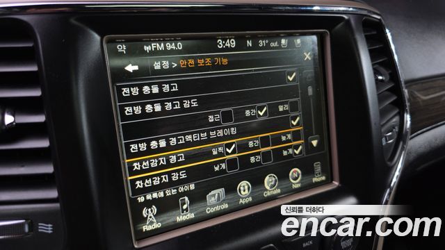 Jeep Grand Cherokee 3.0 Diesel Overland WK2 2017 — фото 16