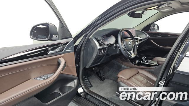 BMW X4 (G02) xDrive20i xLine 2023 — фото 10