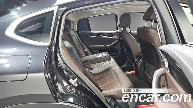 BMW X4 (G02) xDrive20i xLine 2023 — фото 11