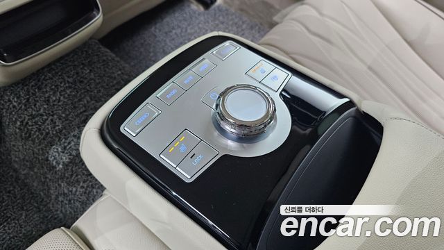 Genesis G80 (RG3) Gasoline 2.5 Turbo AWD 2026 — фото 15