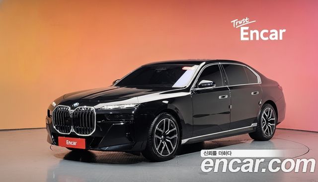 BMW 7 Series (G70) 740i xDrive M Sport Limited 2026 — фото 1