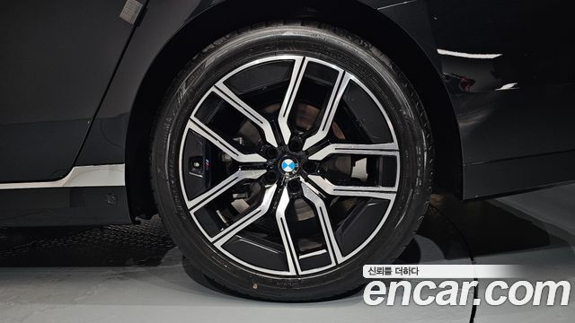 BMW 7 Series (G70) 740i xDrive M Sport Limited 2026 — фото 21