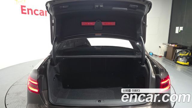 Audi A4 (B9) 35 TDI Premium 2018 — фото 20