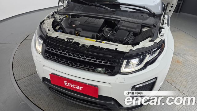 Land Rover Range Rover Evoque 2.0 TD4 SE Dynamic Convertible 2017 — фото 6