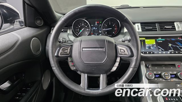 Land Rover Range Rover Evoque 2.0 TD4 SE Dynamic Convertible 2017 — фото 14