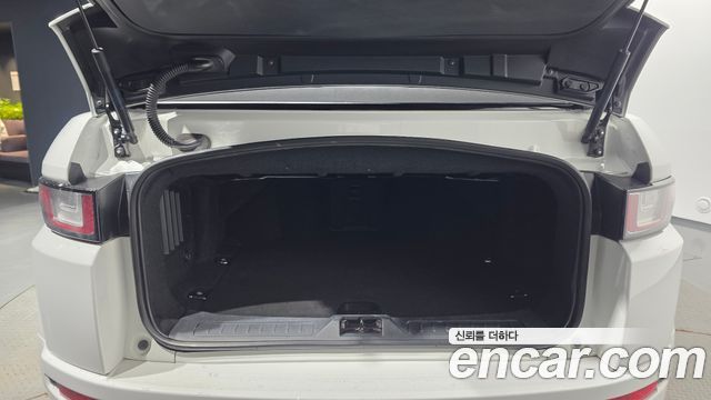 Land Rover Range Rover Evoque 2.0 TD4 SE Dynamic Convertible 2017 — фото 20