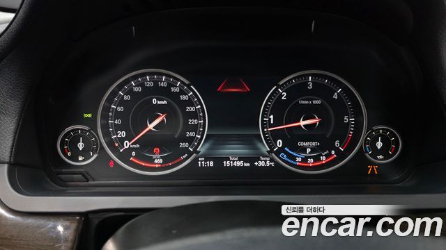 BMW 7 Series (F01) 740d xDrive 2013 — фото 8