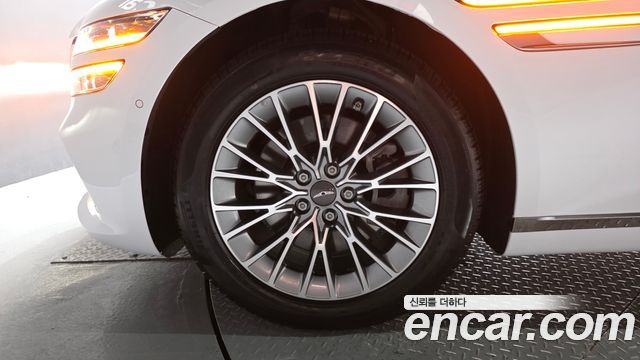 Genesis G80 (RG3) Gasoline 2.5 Turbo AWD 2024 — фото 5