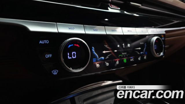 Genesis G80 (RG3) Gasoline 2.5 Turbo AWD 2024 — фото 31