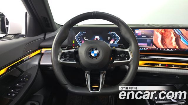 BMW 5 Series (G60) 530i xDrive M Sport 2025 — фото 17