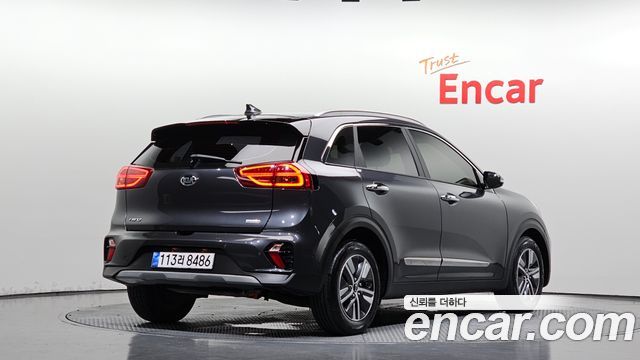 Kia Niro 1.6 HEV Prestige 2021 — фото 2