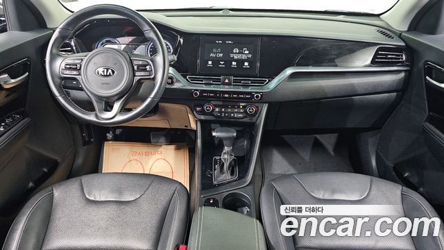 Kia Niro 1.6 HEV Prestige 2021 — фото 7