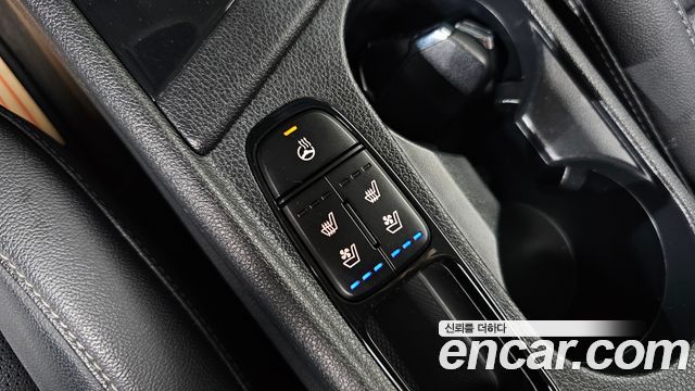 Kia Niro 1.6 HEV Prestige 2021 — фото 16