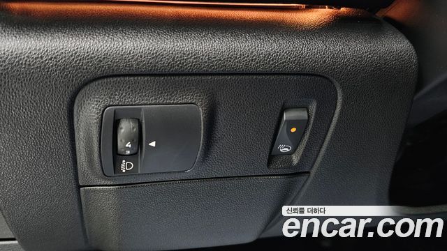 Renault Korea SM6 2.0 LPe LE (Disabled) 2017 — фото 13