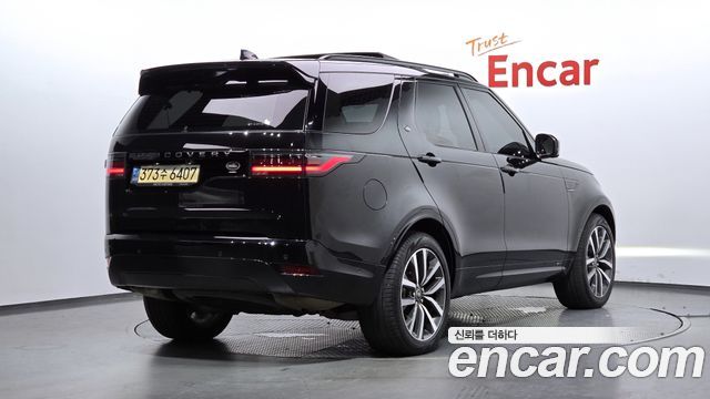 Land Rover Discovery 5 P360 R-Dynamic SE 2022 — фото 2