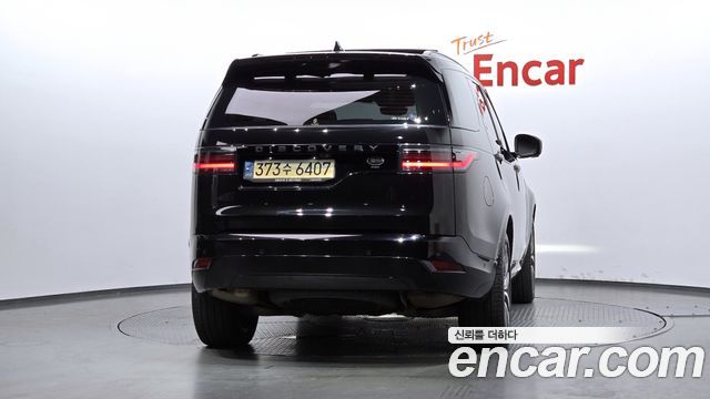 Land Rover Discovery 5 P360 R-Dynamic SE 2022 — фото 4