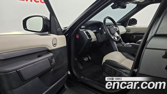 Land Rover Discovery 5 P360 R-Dynamic SE 2022 — фото 10
