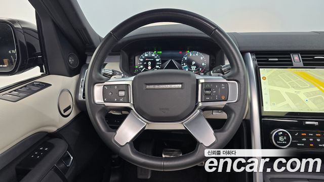 Land Rover Discovery 5 P360 R-Dynamic SE 2022 — фото 16