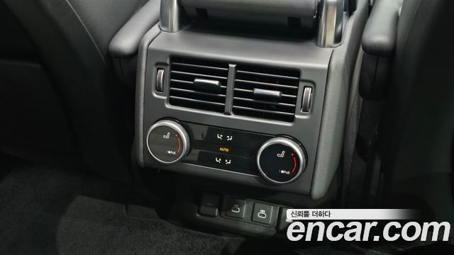 Land Rover Discovery 5 P360 R-Dynamic SE 2022 — фото 33
