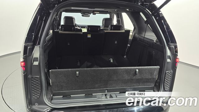 Land Rover Discovery 5 P360 R-Dynamic SE 2022 — фото 34