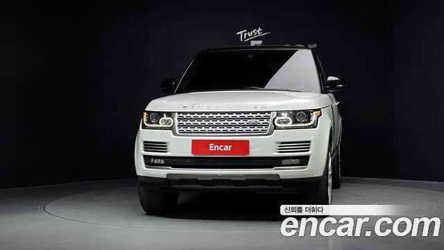 Land Rover Range Rover (IV) 4.4 SDV8 Vogue SE DIESEL 2016 — фото 3