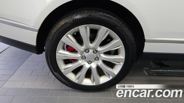 Land Rover Range Rover (IV) 4.4 SDV8 Vogue SE DIESEL 2016 — фото 5