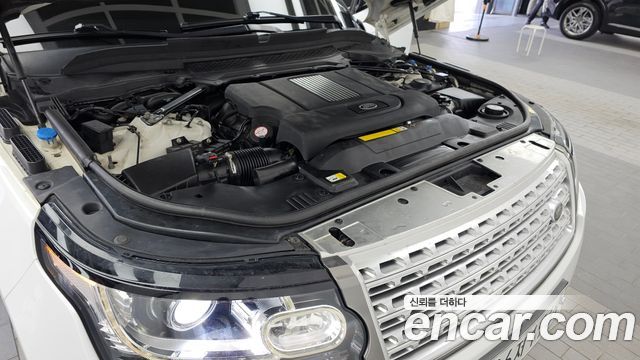 Land Rover Range Rover (IV) 4.4 SDV8 Vogue SE DIESEL 2016 — фото 6
